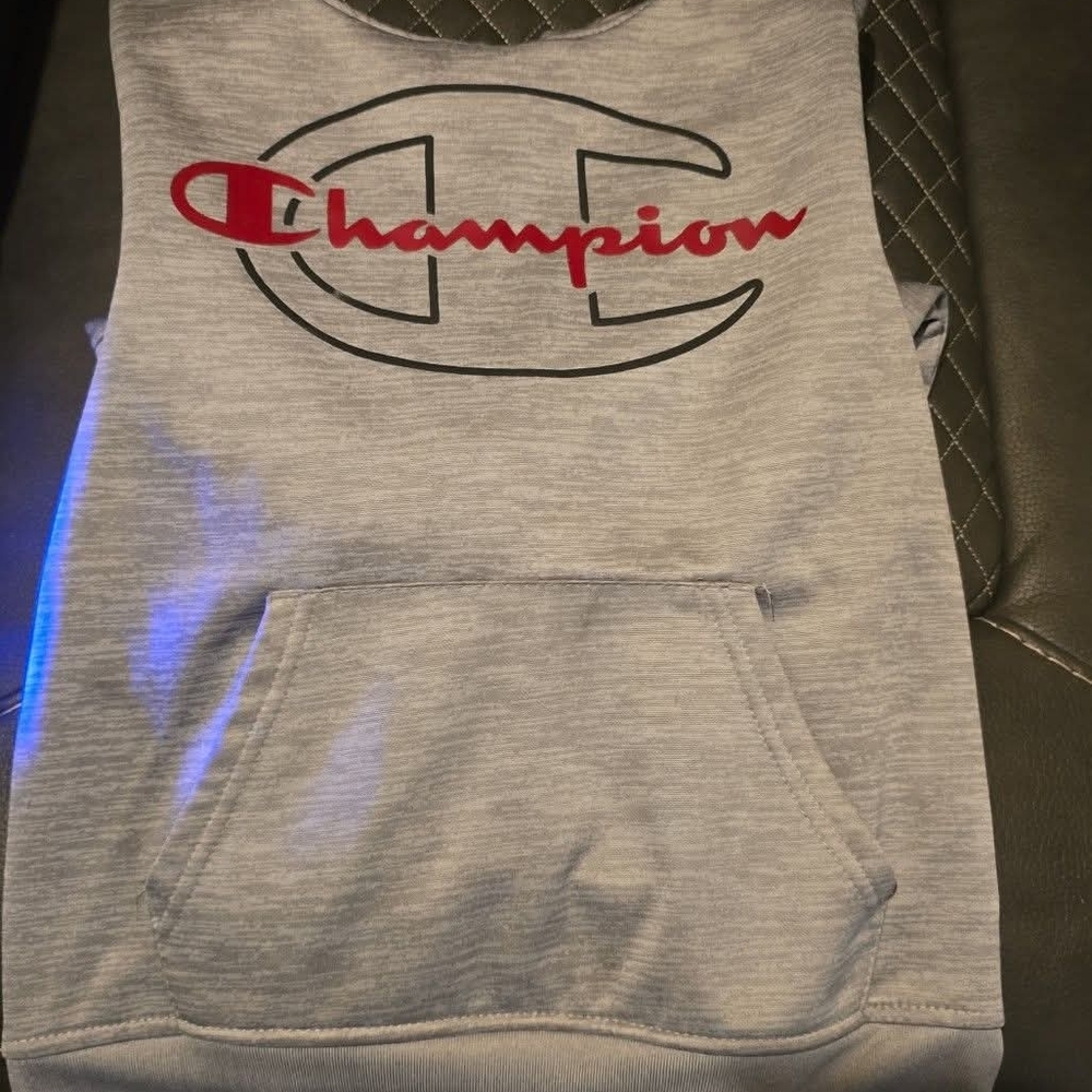 Champion Heather Gray Sleeveless Top with Red Logo